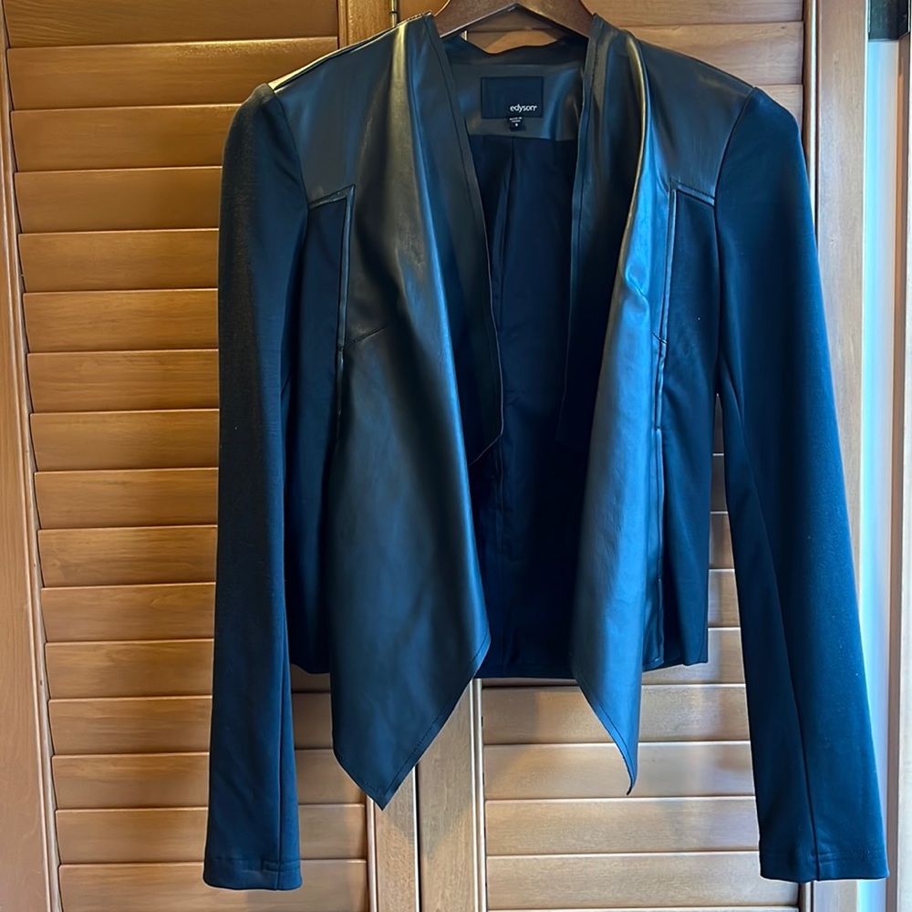 Leather blazer detail